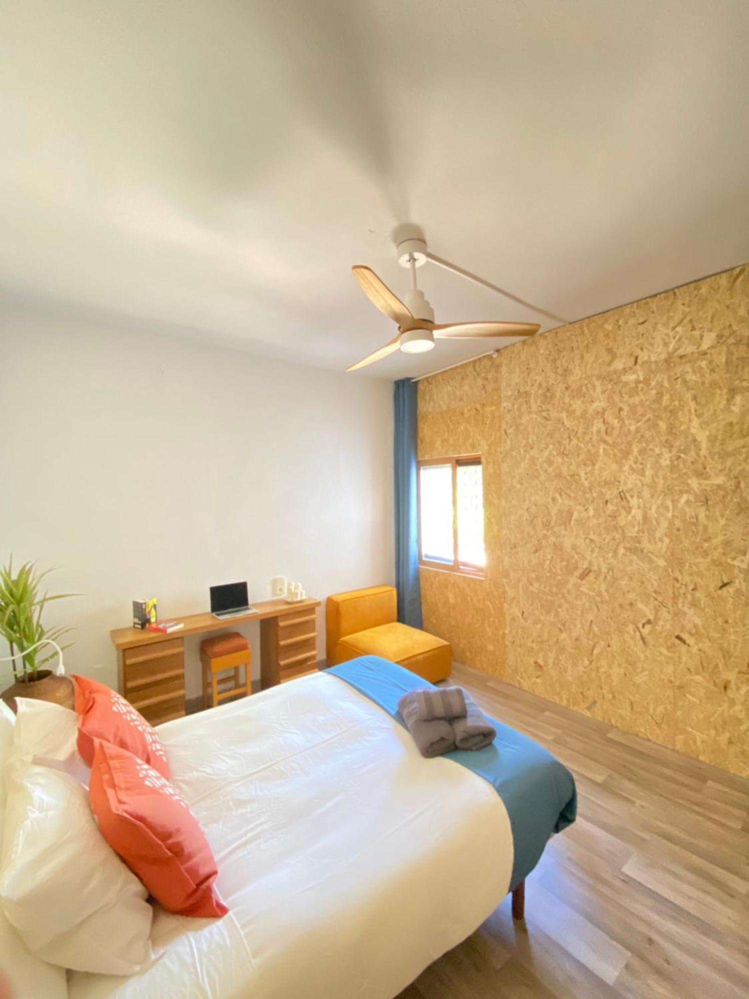 엘체 Pink Lemon House B&B 외부 사진